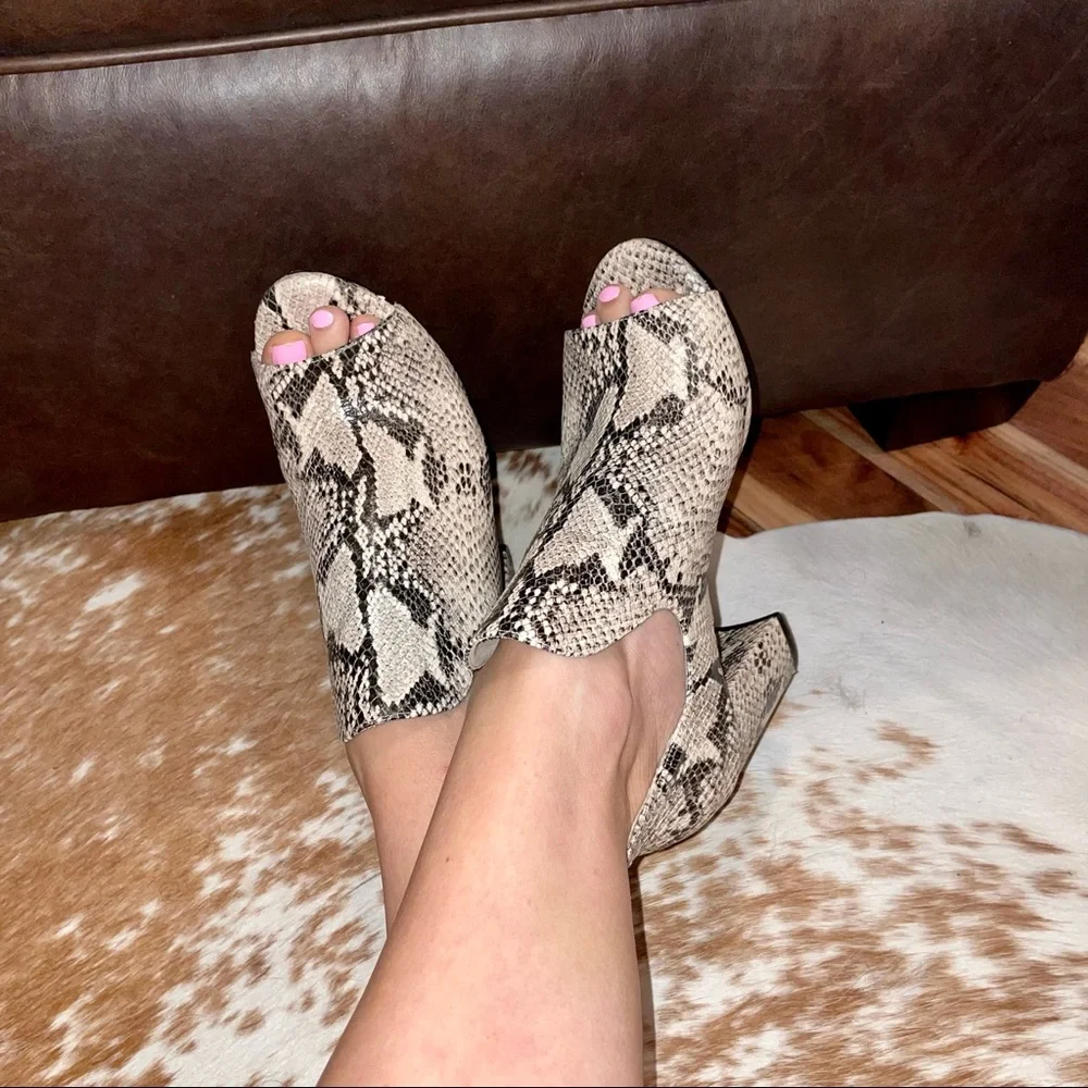 Cole Haan | “Electa Ankle Boot” - Picture 4 of 16